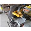 Image 2 : Dewalt Miter Saw