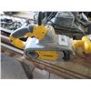 Image 1 : Dewalt Electric Belt Sander