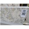 Image 2 : Granite Bar/Island Top