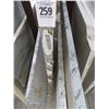 Image 1 : 5-Cut Granite Slab Bar/Island Section - 5 X $