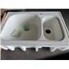 Image 2 : Corian 2 Comp Sink 33" x 22"