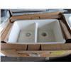 Image 2 : Corian Comp Sink 31" x 18"