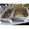 Image 2 : 2-S/S 2 Comp Sink 32" x 20 1/2" - 2 X $