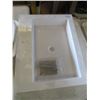 Image 1 : Contemporary Vanity Sink