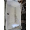 Image 1 : Wilsonart White Undermount Rectangular Vanity Sink