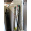 Image 1 : 6-Corian Approx. 4' 6" x 10' Slabs - 6 X $
