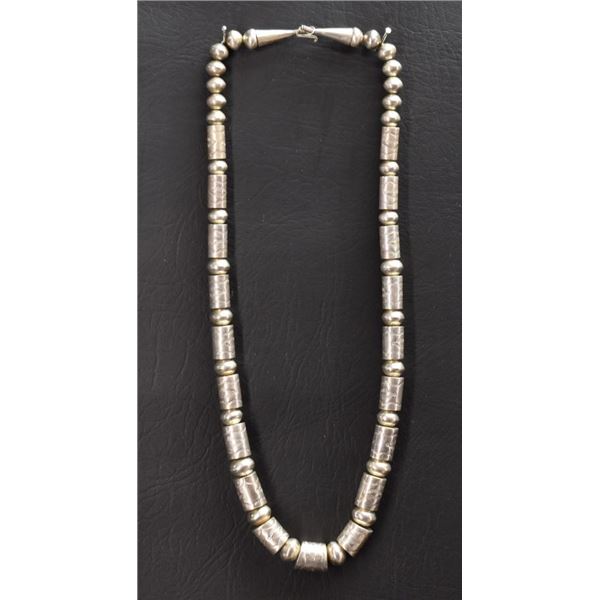 NAVAJO INDIAN NECKLACE