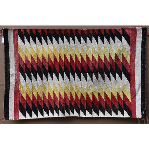 NAVAJO INDIAN TEXTILE