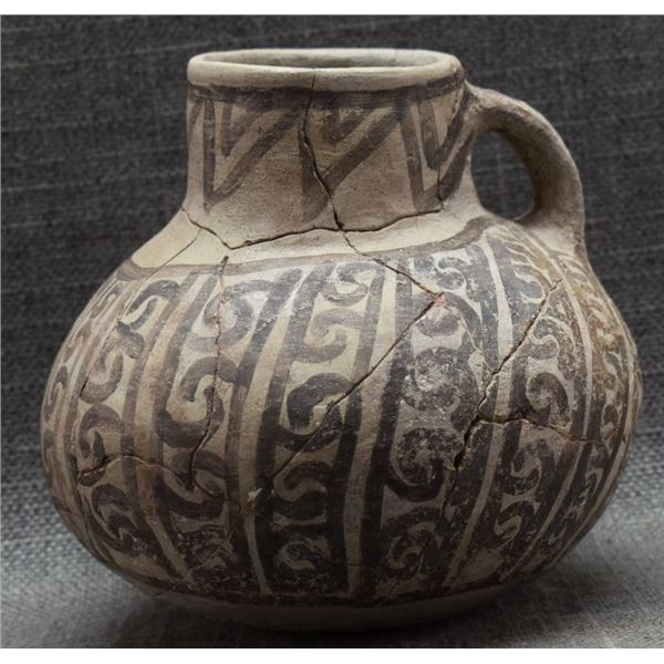 TULAROSA BLACK-ON-WHITE POTTERY PITCHER