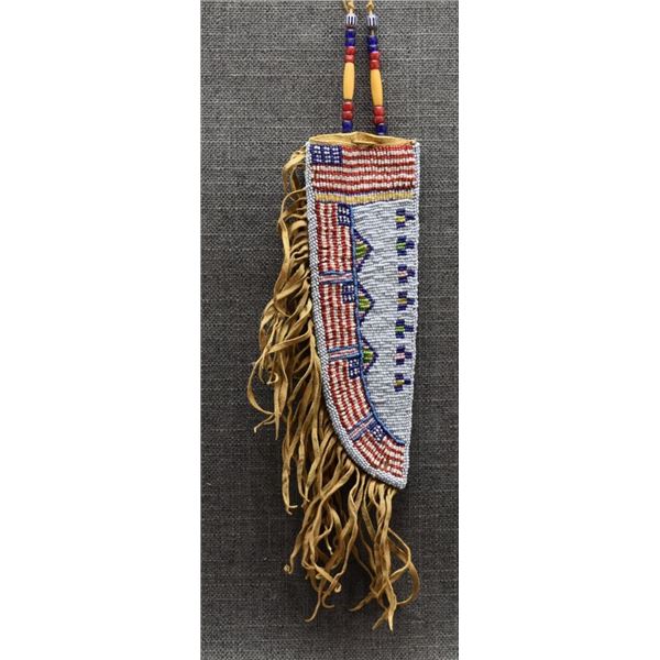 SIOUX INDIAN BEADED KNIFE SHEATH