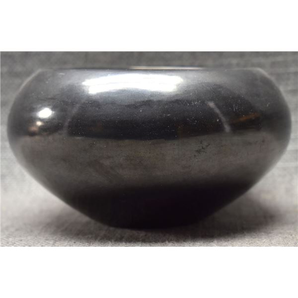 SAN ILDEFONSO INDIAN POTTERY BOWL