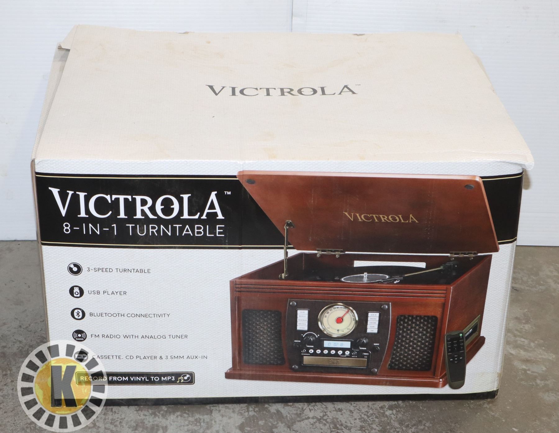 Box Victrola VICTROLA 8 IN 1 TURNTABLE IN ORIGINAL BOX