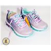 Image 1 : NEW SIZE 13 GIRL'S DIAMOND PATTERN SPORT SHOES