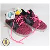 Image 1 : NEW PINK AND BLACK LIGHT UP SHOES. BOY'S SIZE 1