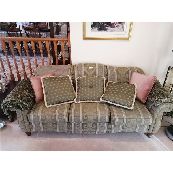 Vintage Upholstered Sklar Peppler Sofa 5 Throw Pillows 34" Tall x 86" Long x 33" Deep