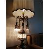 Image 4 : Beautiful Ornate Table Lamp
