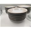 Image 3 : Artika Fancy Dinnerware Set