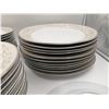 Image 4 : Artika Fancy Dinnerware Set