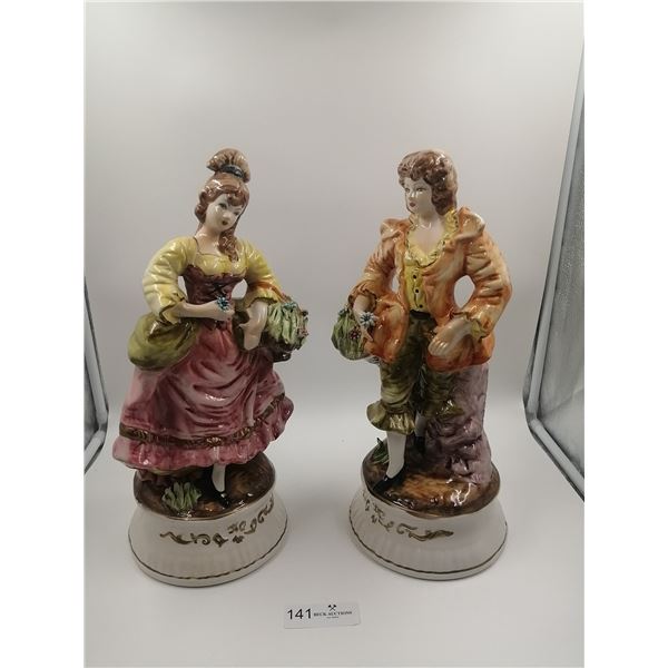 2 x Capodimonte Made in Italy Porcelain Figurines