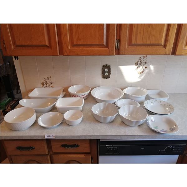 Assortment of Porcelain Bowls