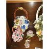 Image 2 : Assortment of Porcelain and Ceramic Flowers