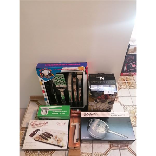 Large Scale Barbeque Set Steamer Pan Plus a Brand New Tool Set and More New Items