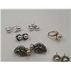 Image 4 : Assortment of Pearl Style Earrings