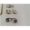 Image 2 : 2 x Gold-Colored Necklaces and 3 x Pairs of Gold-Colored Earrings