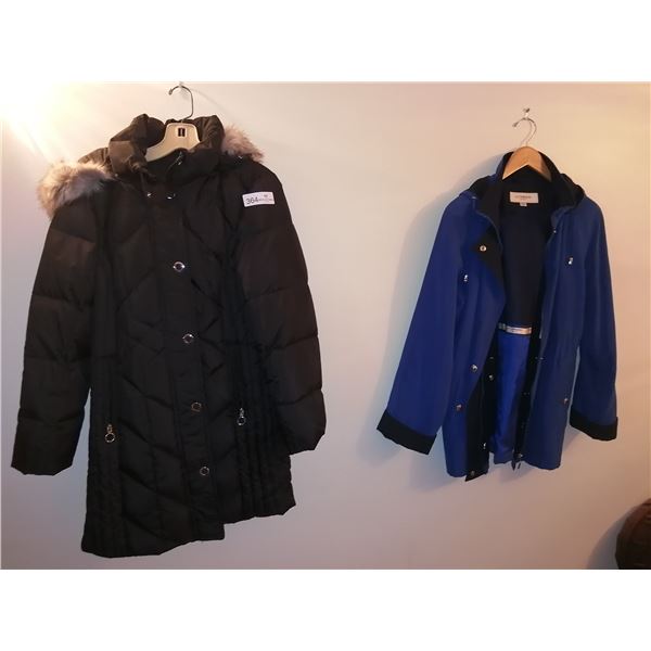 2 x Women's Jackets: Brands: Laura Petite (Size Medium) and Liz Claiborne (Size Medium)