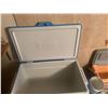 Image 3 : 3 x Coolers - Coleman (2) and Rubbermaid (1)