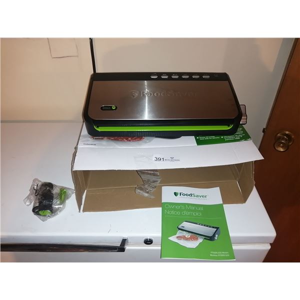 Foodsaver (Model FFS005-033) - Vacuum Sealer