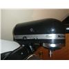 Image 3 : KitchenAid 4.5-Quart Tilt-Head Stand Mixer (Model K45SS)