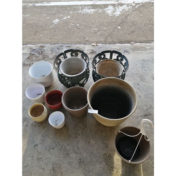 Assortment of Planters - Includes 2 x Iron Planter Caddies