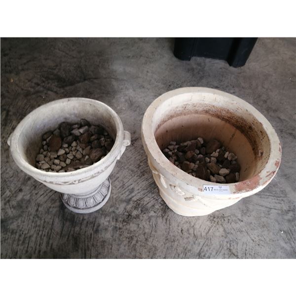 2 x Planters - Plaster (1) and Ceramic (1)