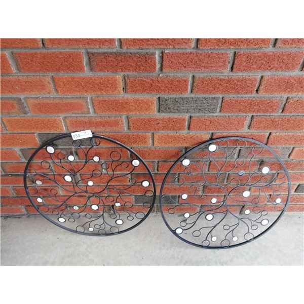 2 x Metal Outdoor Wall Decor