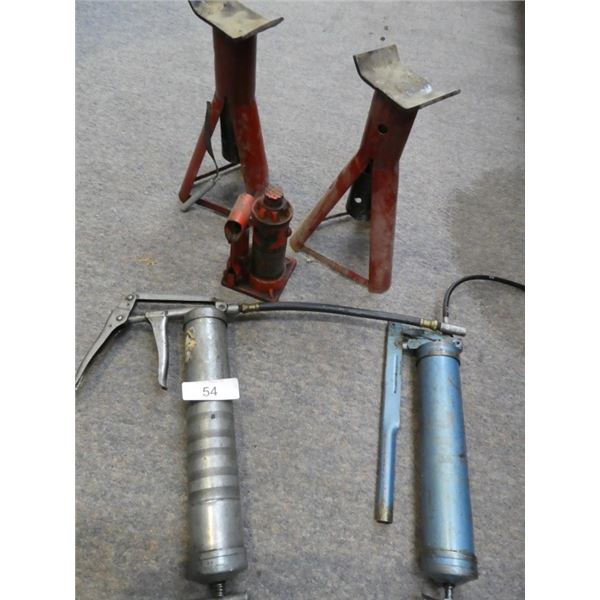 Jack stands With grease guns