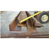 Image 2 : 8 Fer angle 3" x 5" x 3/8" x 240" (pick up Farnham ou couper)