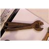 Image 3 : (4) Antique Automotive Tools