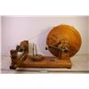 Image 1 : *Antique Wool Winder