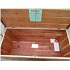 Image 8 : **Red Seal cedar chest - 38x17x23