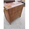 Image 7 : **3-drawer dresser on casters - 34x18