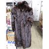 Image 6 : Fur Town brand fur coat + hat