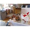 Image 1 : *lot of christmas decor, santa, tinsel, tote