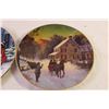 Image 3 : (2) Decorative Christmas Plates