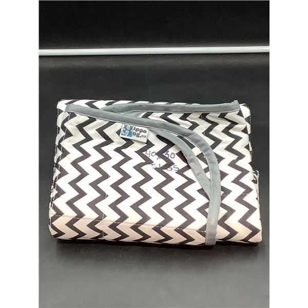 Hippo Hug 5lbs Weighted Blanket (50 x 30)