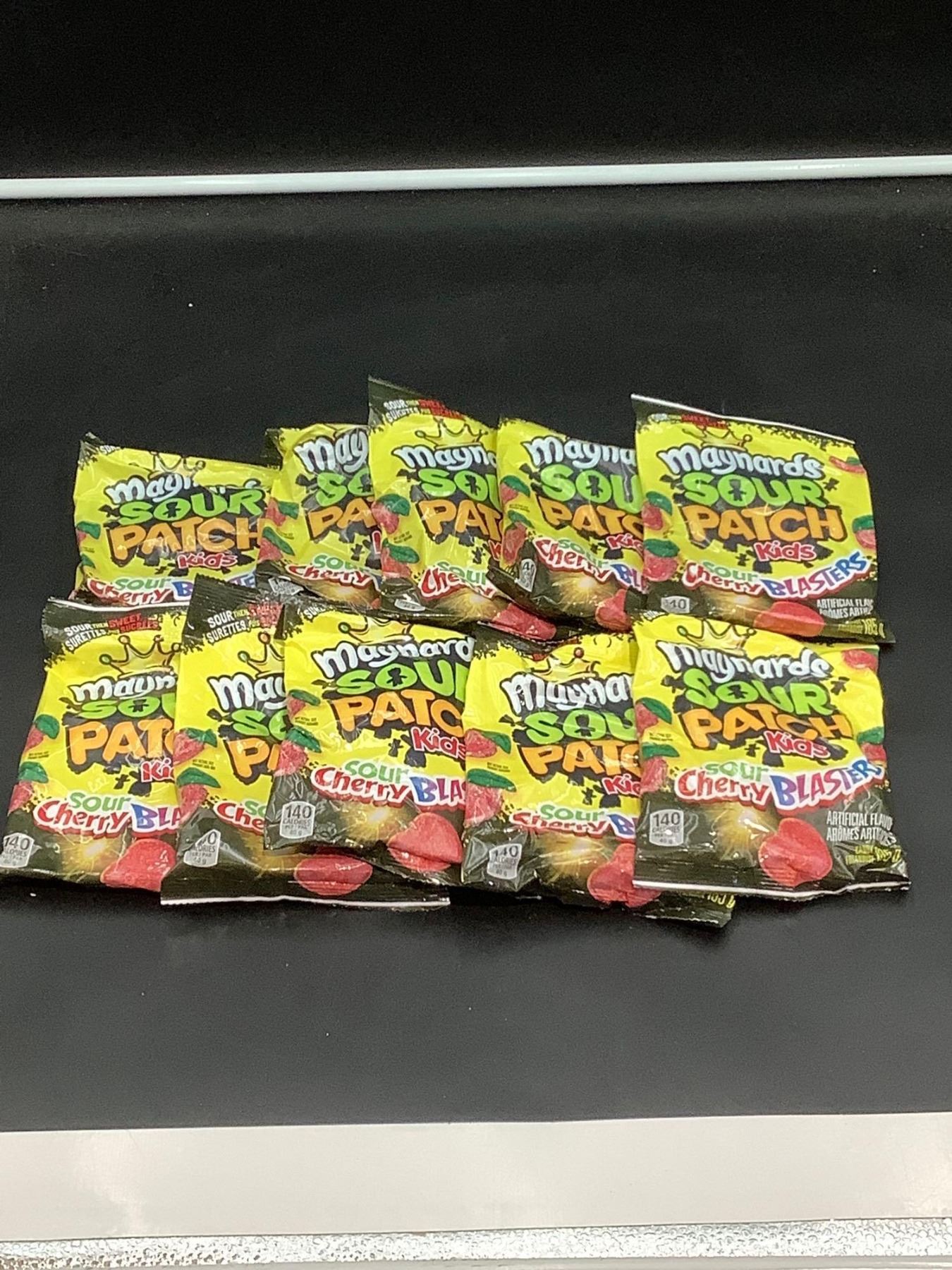 Maynard Candy Maynard's Sour Patch Cherry Blasters Candy (10 x 185g)