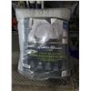 Image 1 : Eddie Bauer Queen Size Luxury Alternative Down Duvet