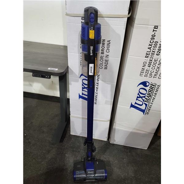 Shark Cordless Pet Plus Vacuum - OUT OF BOX - SOLD AS IS