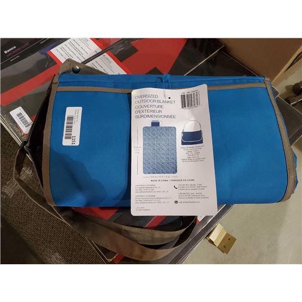 Light Speed Oversized Outdoor Blanket  5x7'