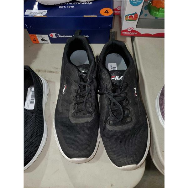 Men's Size 13 Fila Sneakers